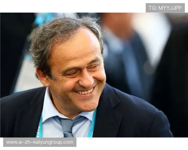 传奇中场转型教练备受媒体追捧